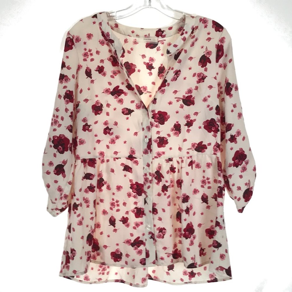 😀 3 for $20 NWT Poema Button Front Floral Top